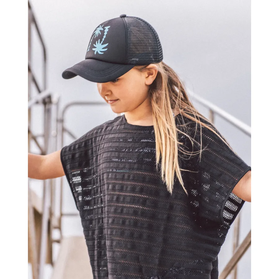Feather 4 Arrow Wavy Palm Trucker Hat 14B010WPL - Black